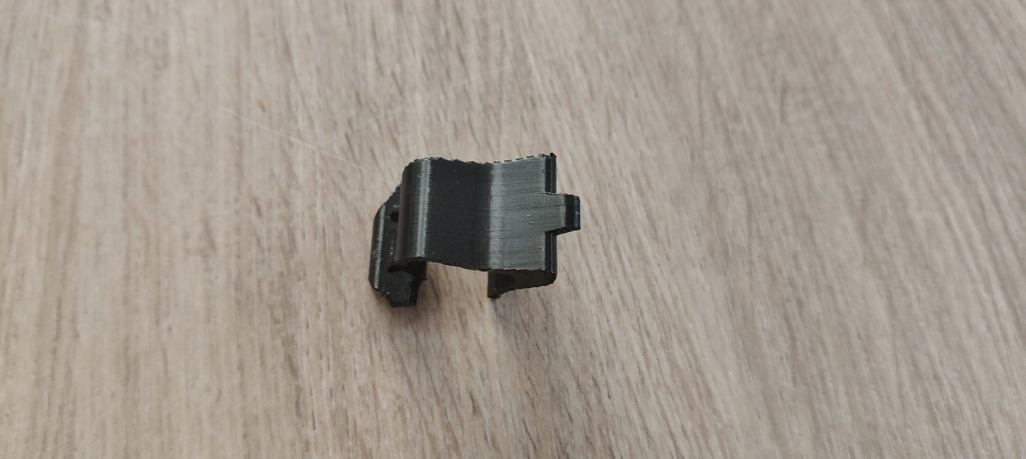 clip boite à fusible renault scenic 4